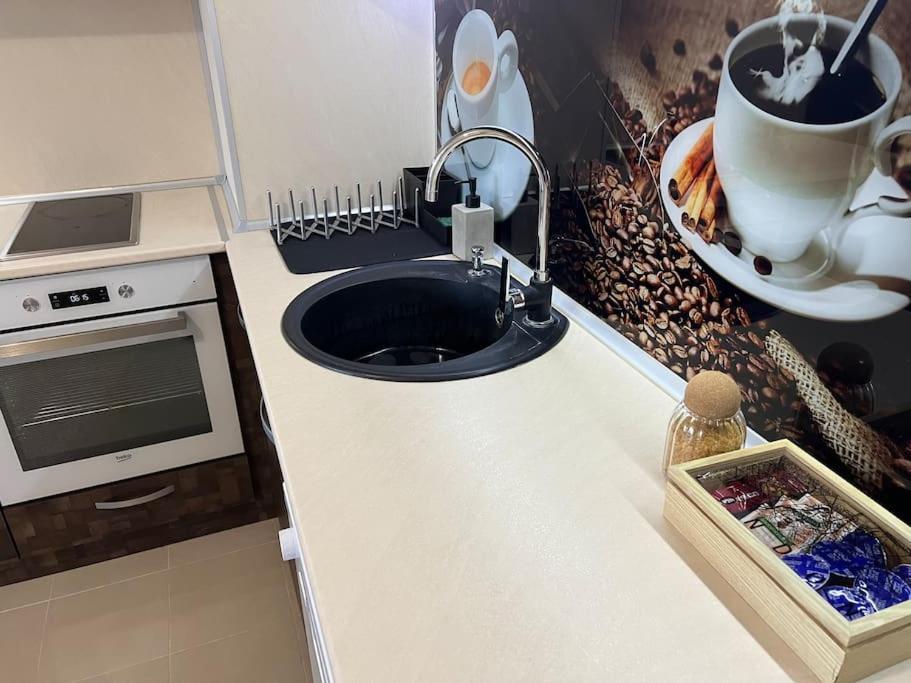 Cozy Apartment - Free Parking Plovdiv Bagian luar foto
